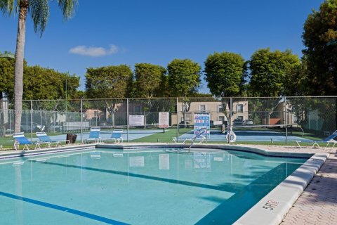 Copropriété à vendre à Miami, Floride: 2 chambres, 88.72 m2 № 1944625 - photo 12