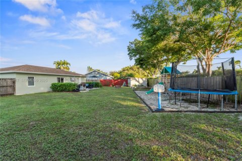 Casa en venta en Boca Raton, Florida, 3 dormitorios, 111.11 m2 № 2037718 - foto 30