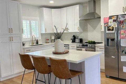 Casa en venta en Miami, Florida, 3 dormitorios, 99.41 m2 № 1826032 - foto 7