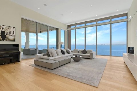 House in Sarasota, Florida 5 bedrooms, 475.38 sq.m. № 1686960 - photo 26