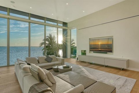 House in Sarasota, Florida 5 bedrooms, 475.38 sq.m. № 1686960 - photo 27