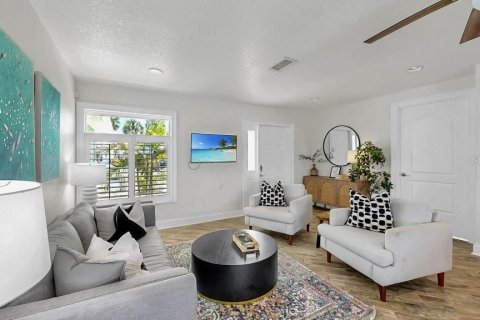 Casa en venta en Apollo Beach, Florida, 4 dormitorios, 155.8 m2 № 1878246 - foto 11