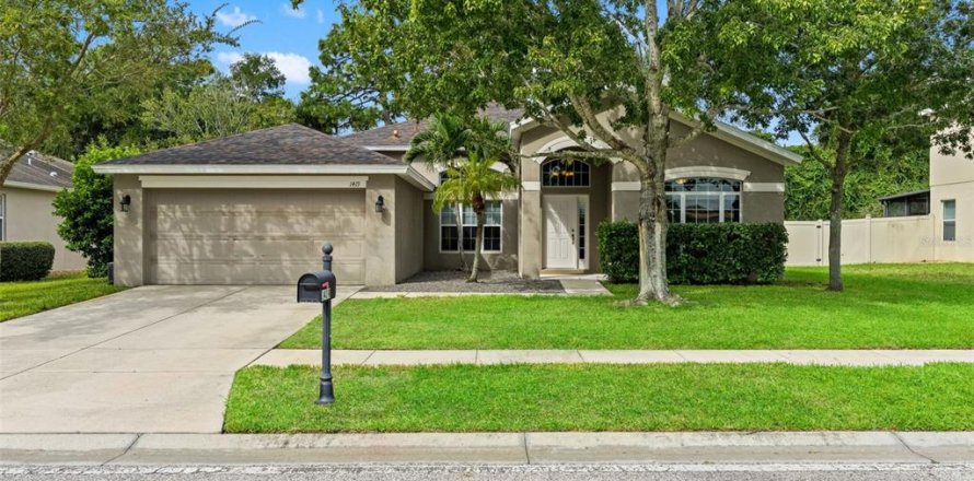 Villa ou maison à Holiday, Floride 4 chambres, 230.4 m2 № 2405687