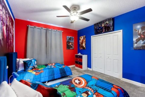 Casa en venta en Kissimmee, Florida, 5 dormitorios, 278.34 m2 № 2112368 - foto 18