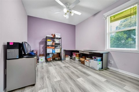 House in Belle Isle, Florida 5 bedrooms, 305.09 sq.m. № 1904799 - photo 27