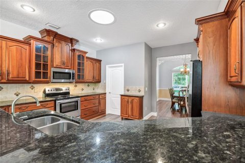 House in Belle Isle, Florida 5 bedrooms, 305.09 sq.m. № 1904799 - photo 3