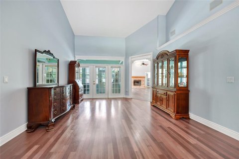 House in Belle Isle, Florida 5 bedrooms, 305.09 sq.m. № 1904799 - photo 13
