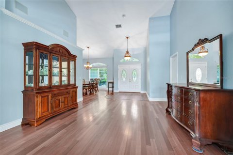 House in Belle Isle, Florida 5 bedrooms, 305.09 sq.m. № 1904799 - photo 11