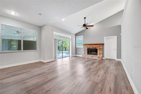 House in Belle Isle, Florida 5 bedrooms, 305.09 sq.m. № 1904799 - photo 4