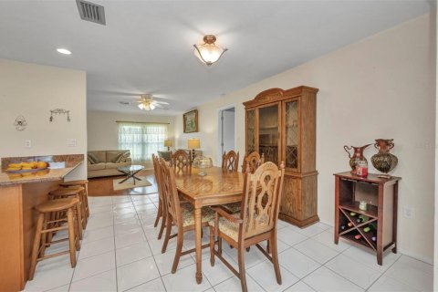 Casa en venta en Port Charlotte, Florida, 2 dormitorios, 127.28 m2 № 1837417 - foto 17