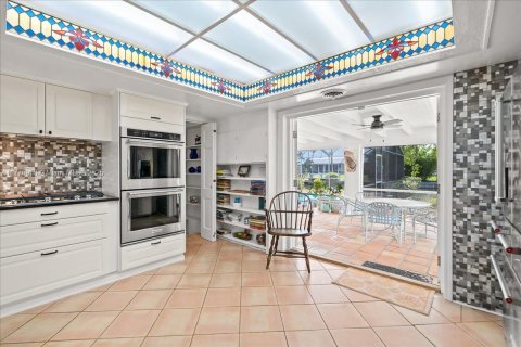 Casa en venta en Cocoa Beach, Florida, 6 dormitorios № 1980752 - foto 13