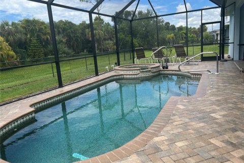 Villa ou maison à vendre à Rotonda, Floride: 3 chambres, 156.35 m2 № 2314826 - photo 2