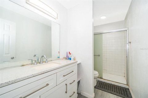 Condo in Orlando, Florida, 3 bedrooms  № 1634602 - photo 11
