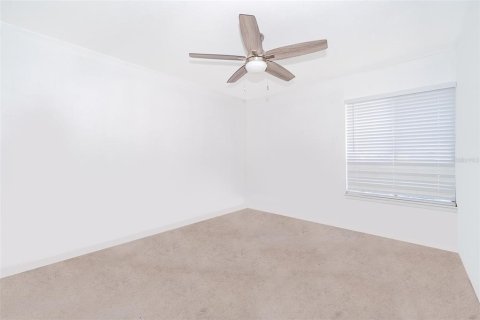 Condo in Orlando, Florida, 3 bedrooms  № 1634602 - photo 17