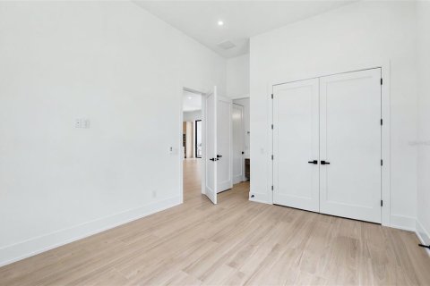 Casa en venta en Sarasota, Florida, 5 dormitorios, 386.94 m2 № 2129068 - foto 20