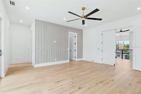 Casa en venta en Sarasota, Florida, 5 dormitorios, 386.94 m2 № 2129068 - foto 28