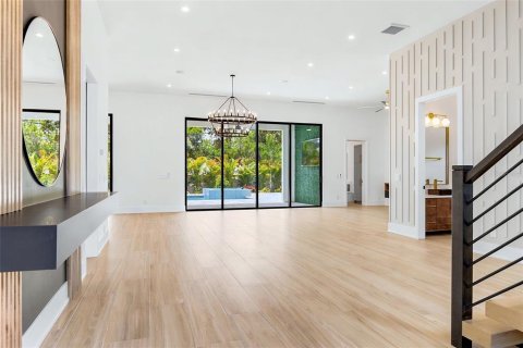 Casa en venta en Sarasota, Florida, 5 dormitorios, 386.94 m2 № 2129068 - foto 3