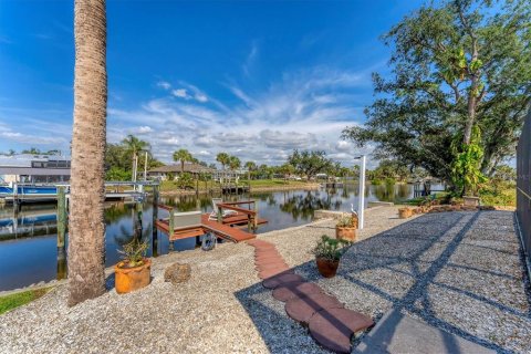 Casa en venta en Port Charlotte, Florida, 3 dormitorios, 123.56 m2 № 1566210 - foto 18