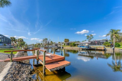 Casa en venta en Port Charlotte, Florida, 3 dormitorios, 123.56 m2 № 1566210 - foto 12