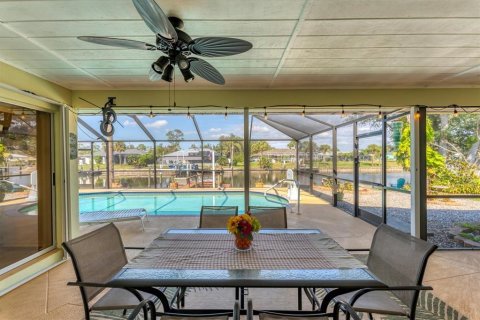 Casa en venta en Port Charlotte, Florida, 3 dormitorios, 123.56 m2 № 1566210 - foto 19