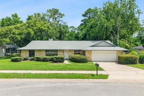 Casa en Longwood, Florida 4 dormitorios, 188.87 m2 № 2220928