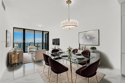Condo in Miami, Florida, 3 bedrooms  № 1878600 - photo 13