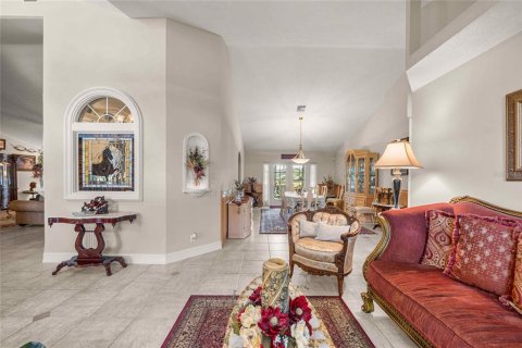Villa ou maison à vendre à Ocala, Floride: 4 chambres, 472.87 m2 № 2324339 - photo 13