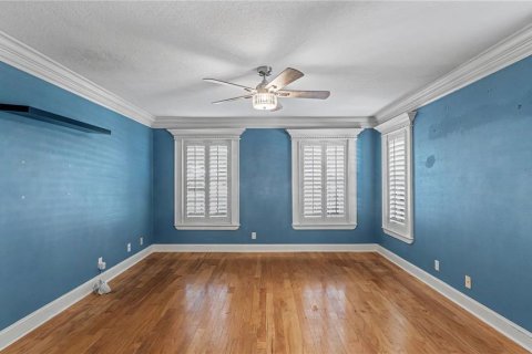 House in Lakeland, Florida 5 bedrooms, 410.63 sq.m. № 2304726 - photo 27
