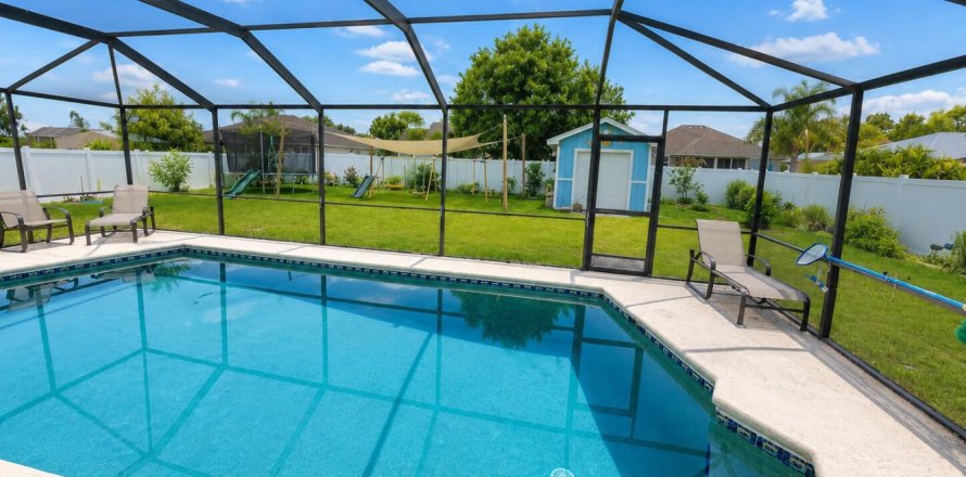 Villa ou maison à Port St. Lucie, Floride 3 chambres, 161.74 m2 № 2250869