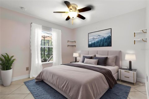 House in Cape Coral, Florida 3 bedrooms, 131.74 sq.m. № 1848680 - photo 23