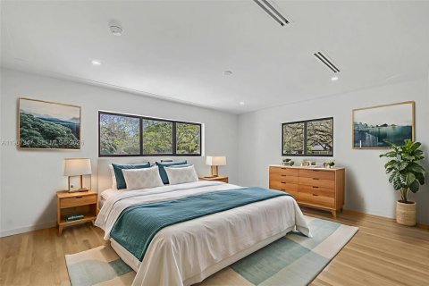 Villa ou maison à vendre à Pinecrest, Floride: 5 chambres, 358.79 m2 № 2029472 - photo 18