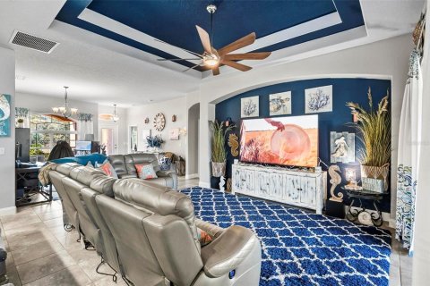 Casa en venta en Bunnell, Florida, 4 dormitorios, 219.44 m2 № 1511960 - foto 5