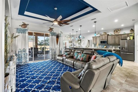 Casa en venta en Bunnell, Florida, 4 dormitorios, 219.44 m2 № 1511960 - foto 4