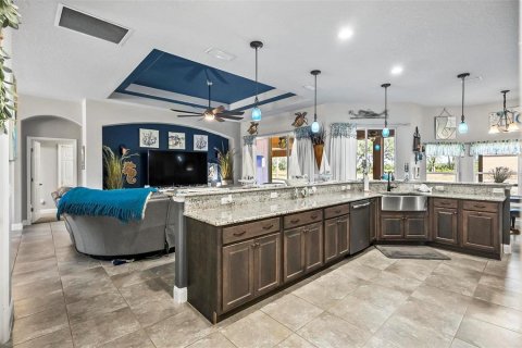 Casa en venta en Bunnell, Florida, 4 dormitorios, 219.44 m2 № 1511960 - foto 7