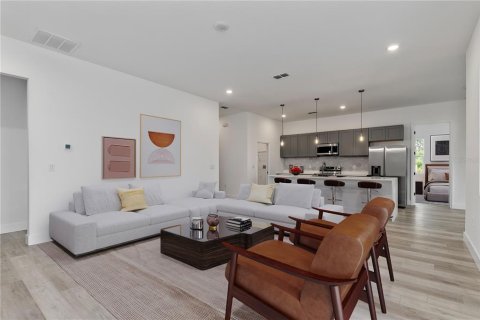Villa ou maison à vendre à Port Charlotte, Floride: 4 chambres, 196.4 m2 № 2120664 - photo 8