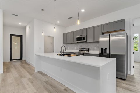 Villa ou maison à vendre à Port Charlotte, Floride: 4 chambres, 196.4 m2 № 2120664 - photo 10