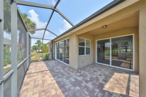 House in Sun City Center, Florida 2 bedrooms, 182.37 sq.m. № 1198046 - photo 28