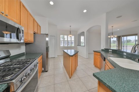 House in Sun City Center, Florida 2 bedrooms, 182.37 sq.m. № 1198046 - photo 10