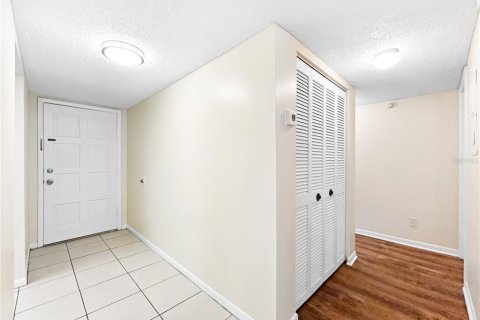 Condominio en venta en Tampa, Florida, 2 dormitorios, 99.22 m2 № 2097186 - foto 19