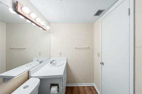Condominio en venta en Tampa, Florida, 2 dormitorios, 99.22 m2 № 2097186 - foto 13