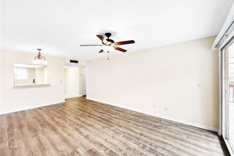 Condominio en venta en Tampa, Florida, 2 dormitorios, 99.22 m2 № 2097186 - foto 4