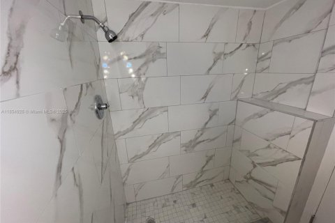 Apartment in Miami, Florida 2 bedrooms, 92.9 sq.m. № 1874935 - photo 3