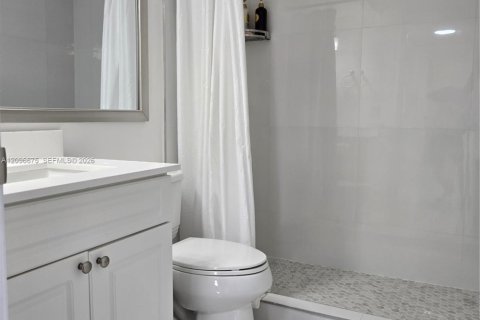 Appartement à louer à Miami, Floride: 3 chambres, 101.45 m2 № 2390476 - photo 14