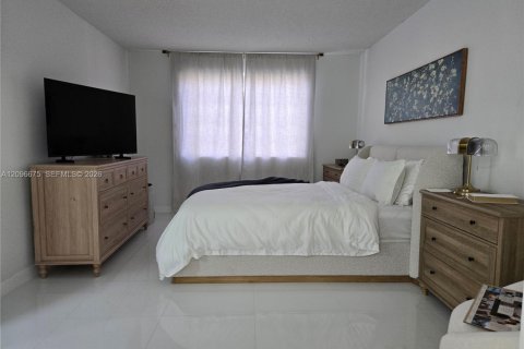 Appartement à louer à Miami, Floride: 3 chambres, 101.45 m2 № 2390476 - photo 8