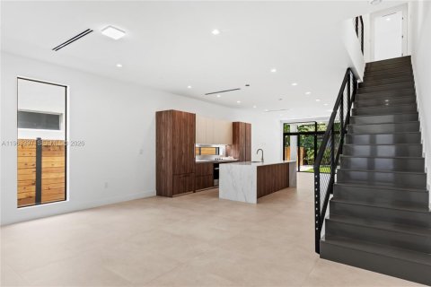 Touwnhouse à louer à Miami, Floride: 4 chambres № 2030045 - photo 8