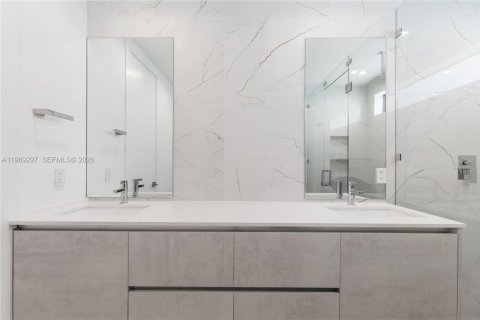 Touwnhouse à louer à Miami, Floride: 4 chambres № 2030045 - photo 29