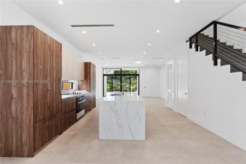 Touwnhouse à louer à Miami, Floride: 4 chambres № 2030045 - photo 11