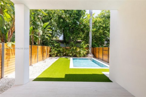 Touwnhouse à louer à Miami, Floride: 4 chambres № 2030045 - photo 17