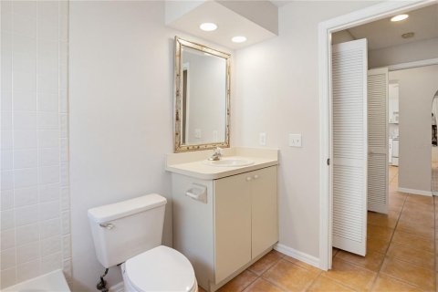 Villa ou maison à vendre à Sarasota, Floride: 2 chambres, 132.66 m2 № 2152190 - photo 17