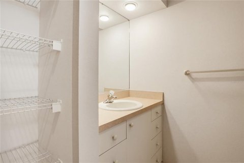 Villa ou maison à vendre à Sarasota, Floride: 2 chambres, 132.66 m2 № 2152190 - photo 13